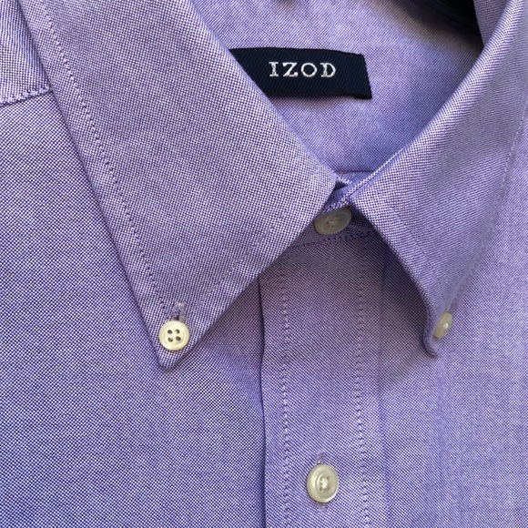 IZOD - New England Oxford Button Down Short Sleeve - Picture 2 of 6